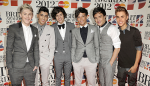one_direction_bieber.png